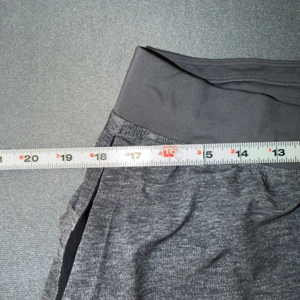 Lululemon Mens Heathered Grey Athletic Training Running Shorts Zipper Pocket l